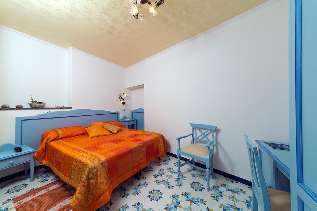 Hotel Giardino Delle Ninfe E La Fenice Ischia Ngoại thất bức ảnh